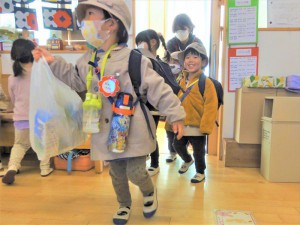 g少　登園　支度 (9)